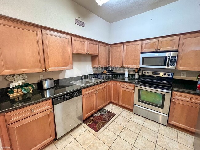 Building Photo - 2 br, 2 bath Condo - 2255 Braeswood Park D...