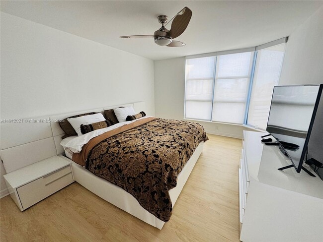 Building Photo - 3530 Mystic Pointe Dr