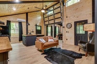 Building Photo - 4945 Ledford Rd