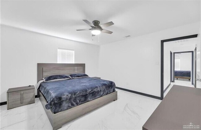 Building Photo - 4109 Sonora Ave