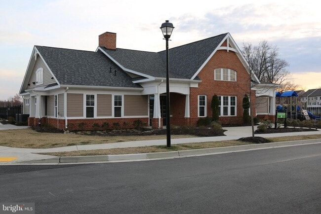 Building Photo - 9456 Ballard Green Dr