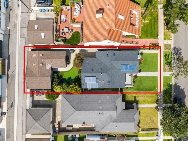 Building Photo - 413 N Paulina Ave