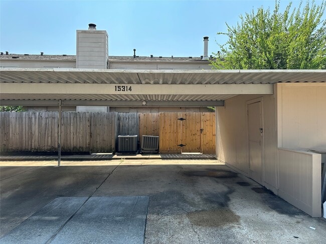 Building Photo - 15314 Gorham Dr