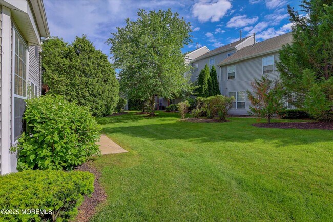 Building Photo - 150 Nathan Dr