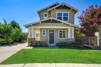 Building Photo - One of Northwest Nicest homes