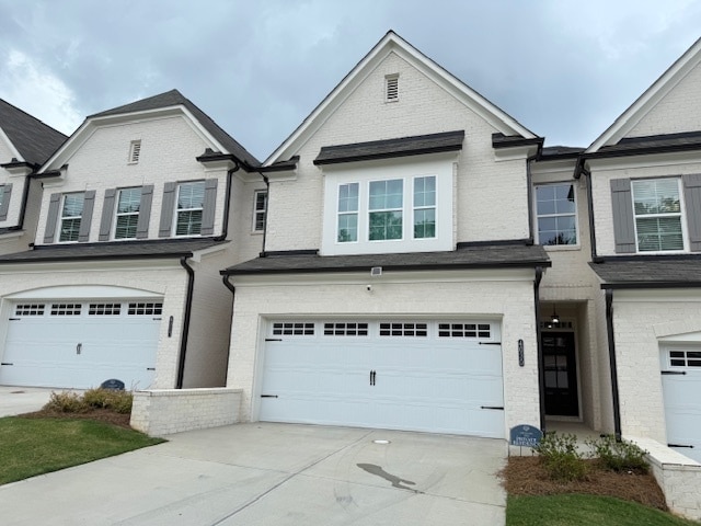 Primary Photo - 4030 Cavalier Way