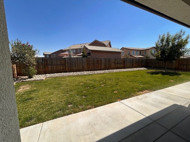 Building Photo - Beautiful Home for rent in Shannon Ranch in Visalia!