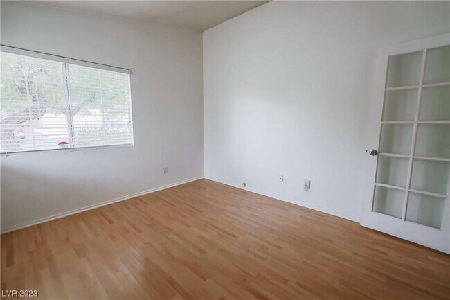Building Photo - 2889 Dome Peak Ct
