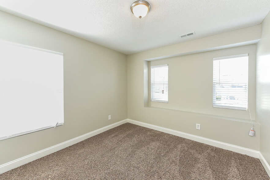 Building Photo - 6542 Guard Hill Dr