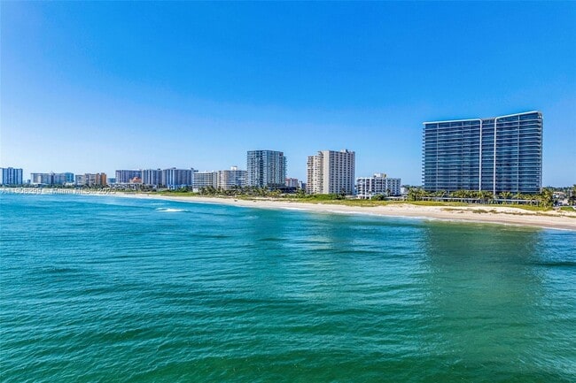 Building Photo - 900 N Ocean Blvd