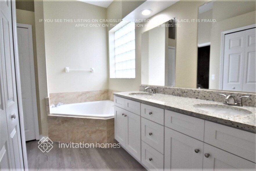 Building Photo - 7054 Red Bay Ct