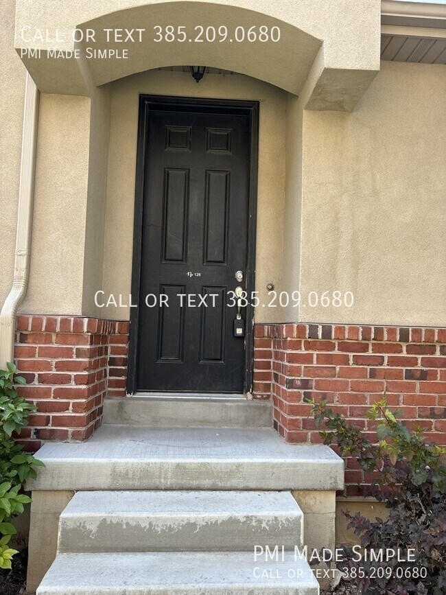 Building Photo - 126 W 3430