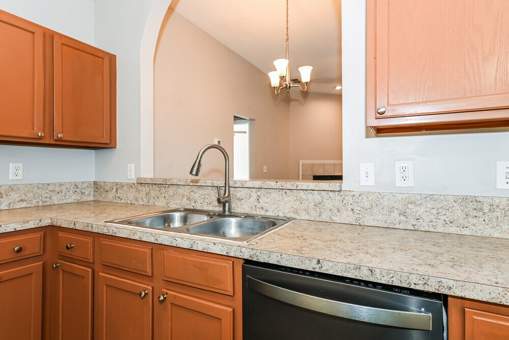 Building Photo - 3578 Caroline Vale Blvd