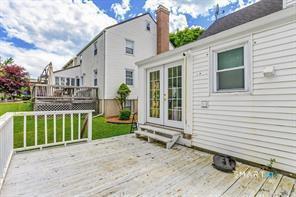 Building Photo - 98 Woodmere Rd