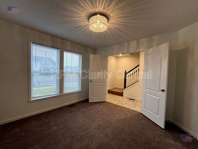 Building Photo - Beautiful home is ready for you!