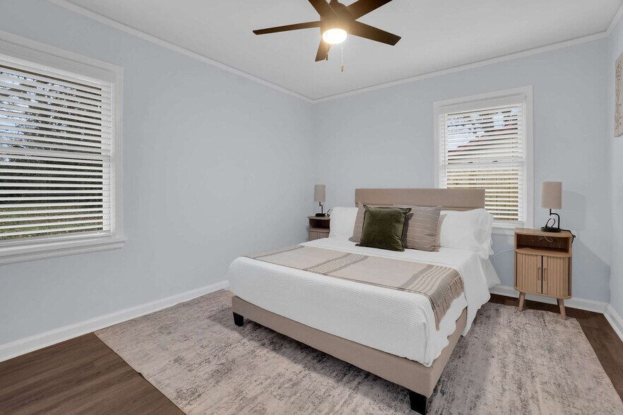 Building Photo - 610 S Georgetown Dr