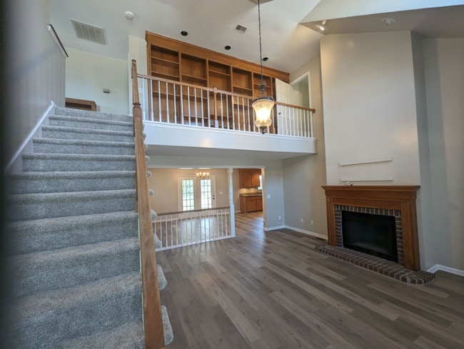 Building Photo - Hanahan Lake View Home for Lease
