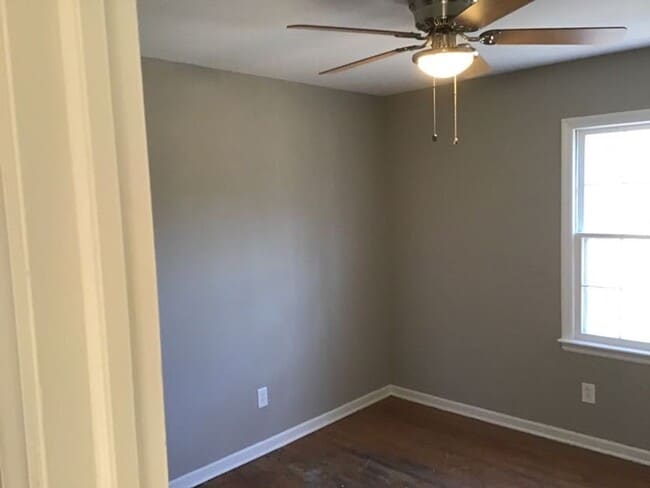 Building Photo - Coming Soon! South KC SF