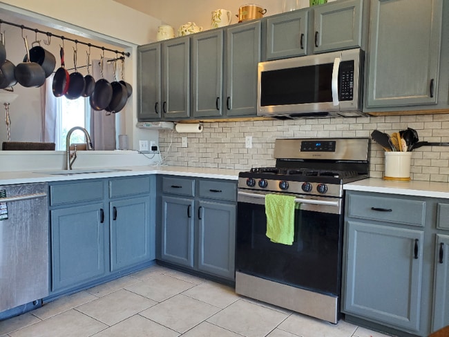 Building Photo - 8744 Soapberry Dr