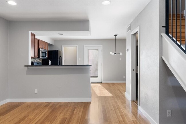 Building Photo - 3601 Menchaca Rd