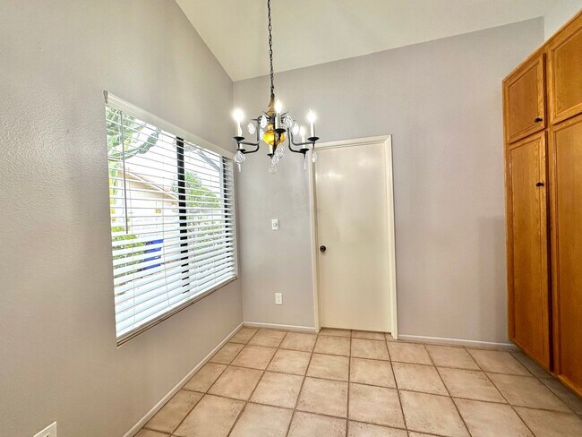 Building Photo - Serene Retreat in the Oaks North 55+ Community: Discover Your Dream Home!