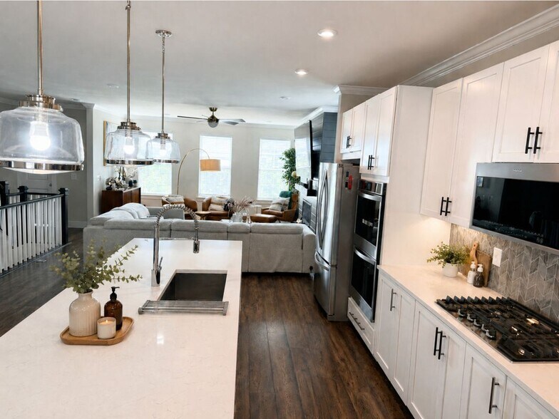 Building Photo - 1577 Sandpiper Bay Lp