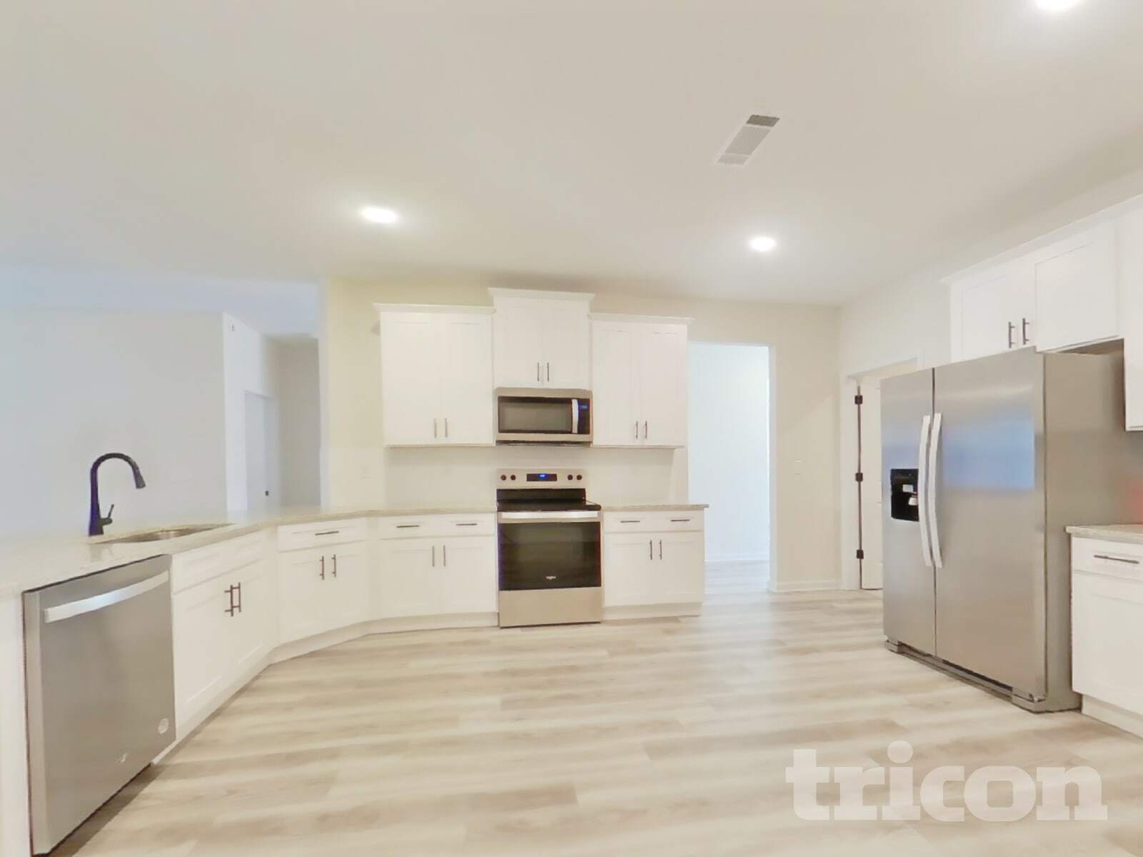 Building Photo - 617 Mountain Oaks Pkwy