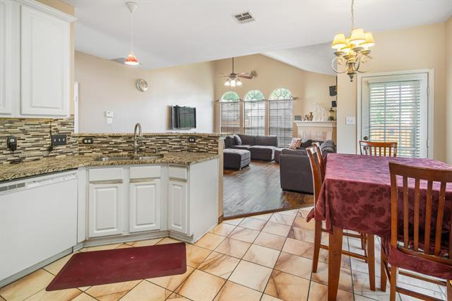 Building Photo - 2205 Pittner Ln