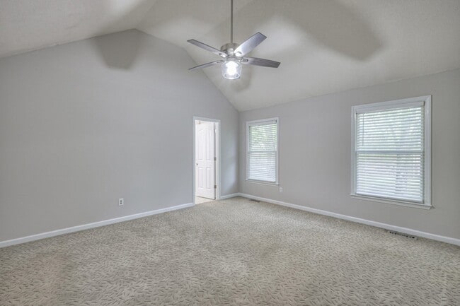 Building Photo - 5020 Old Salem Rd