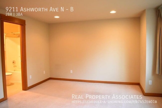 Building Photo - 9211 Ashworth Ave N