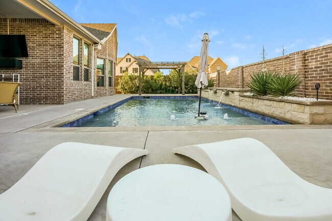Building Photo - COMING SEPTEMBER - Spectacular Mansfield Retreat with Pool & Outdoor Kitchen!