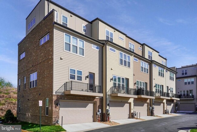 Building Photo - 14301 Beckett Glen Cir