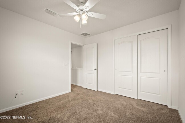 Building Photo - 120 Yellowfin Dr