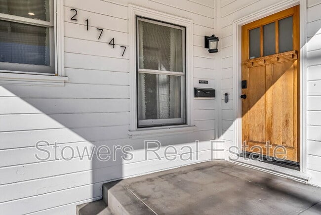 Building Photo - 21747 Orange Ave