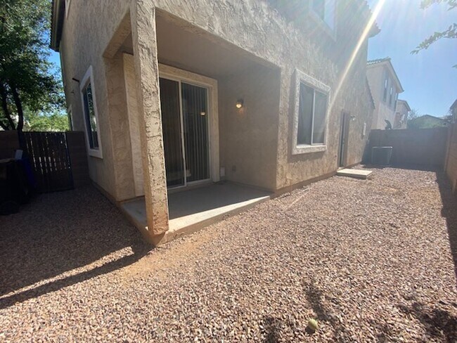 Building Photo - UPGRADE TO THIS GILBERT TWO STORY 4 BEDROOM HOME WITH A 2 CAR GARAGE AND SMALL YARD.