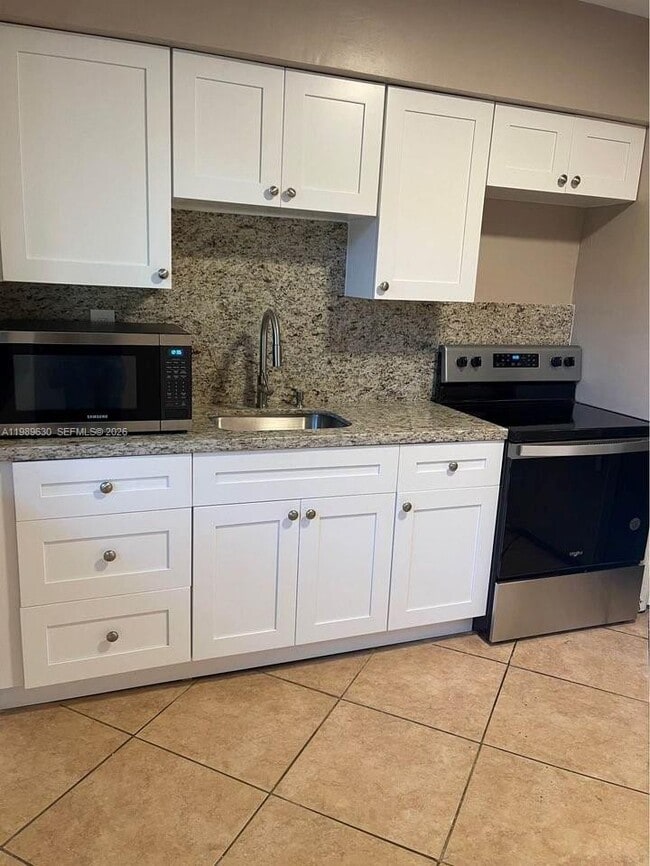 Building Photo - 98 NE 71st St