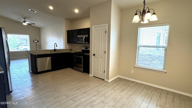 Building Photo - 14753 Oldenberg Ct