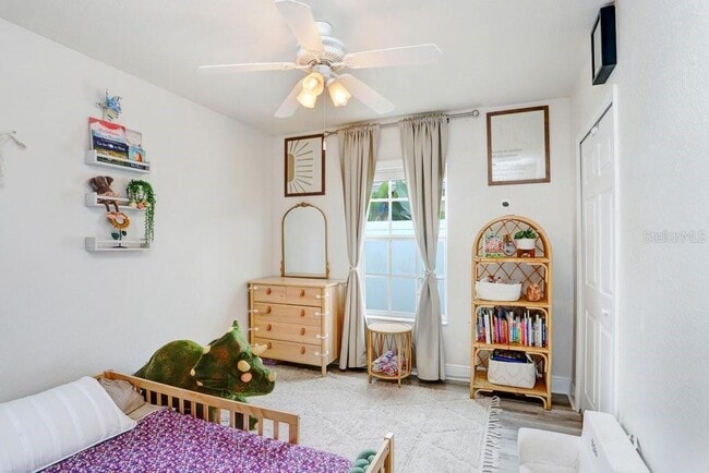 Building Photo - 3122 W Grace St