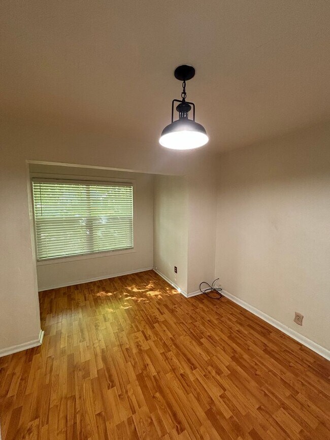 Building Photo - HOUSE ON 16TH STREET (P#136)