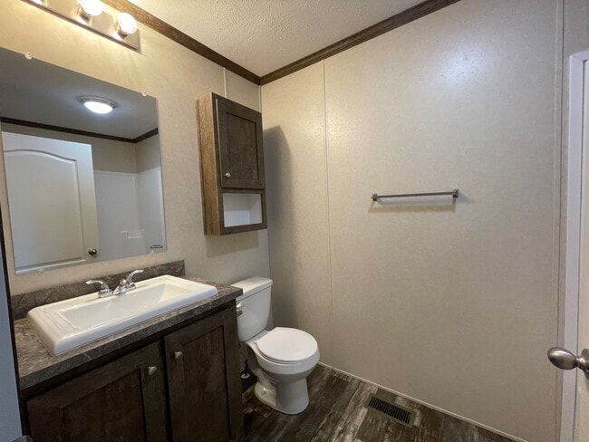 Building Photo - 99 Sheppard Ave