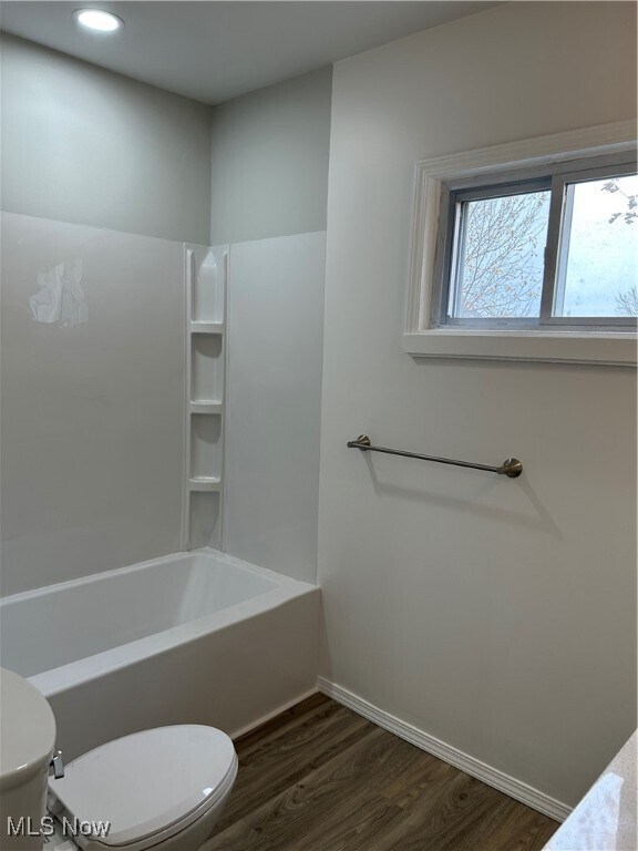 Building Photo - 15630 Holmes Ave