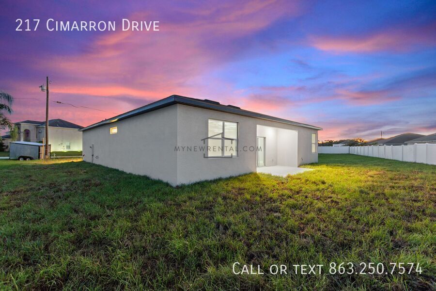 Building Photo - 217 Cimarron Dr