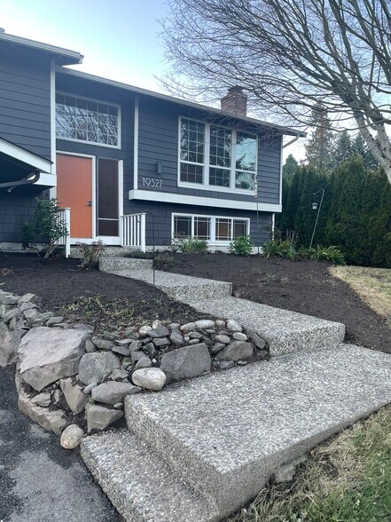 Building Photo - 19527 30th Ave NE