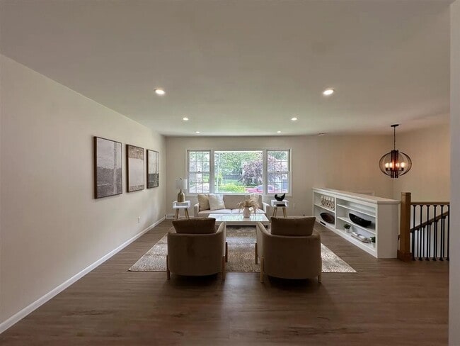 Building Photo - 3006 Stanford Ave