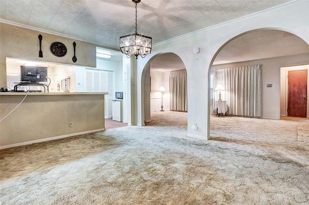 Building Photo - 4145 Sarong Dr