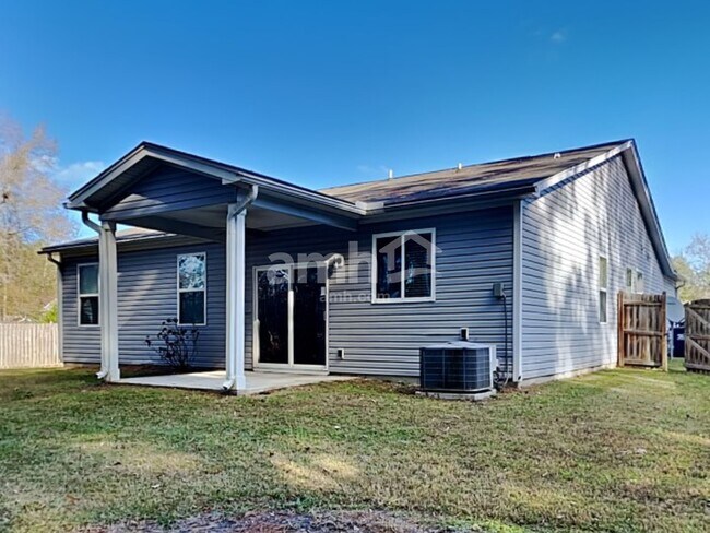 Building Photo - 306 Duck Pond Ln