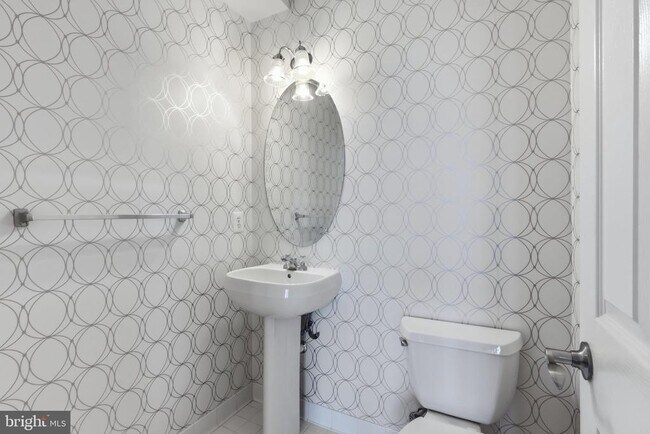 Building Photo - 4677 Red Admiral Way