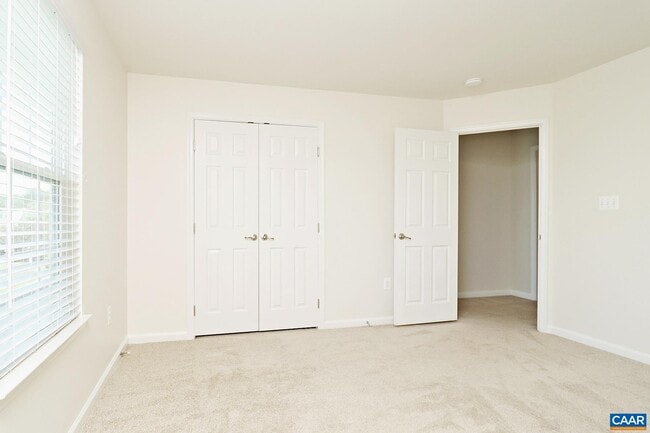 Building Photo - 96 Holly Hill Dr