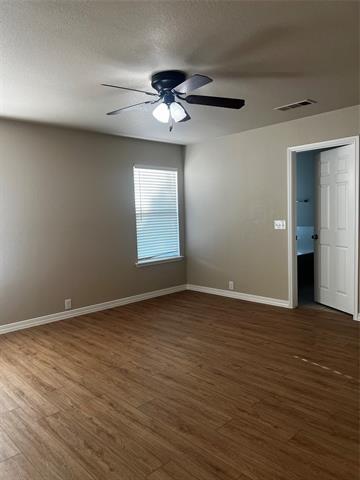 Building Photo - 1223 Periwinkle Dr