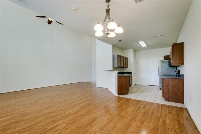 Building Photo - 1041 Colonial Dr